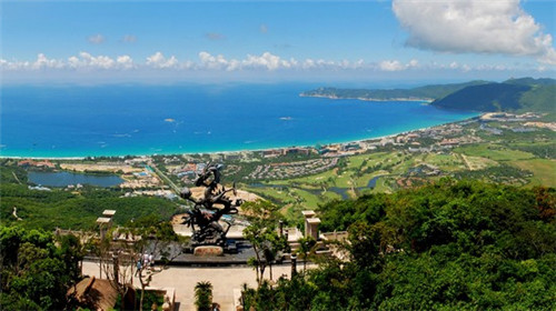 文昌市未来之星八一益园VS焱方花园酒店，谁更经济，哪个更有升值潜力？揭秘海南文昌市2025年发展蓝图！