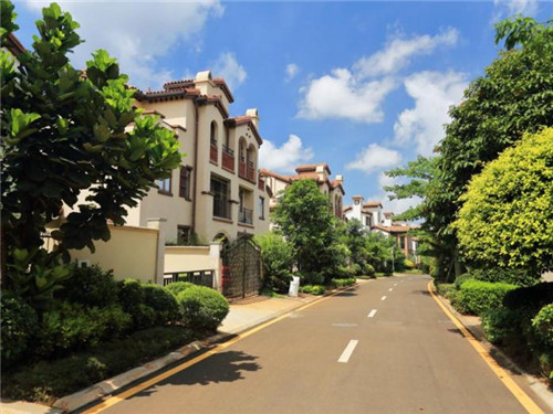 海南文昌市属于什么气候适合“候鸟”居住吗？鲁能山海天对比东方海郡优劣势对比！